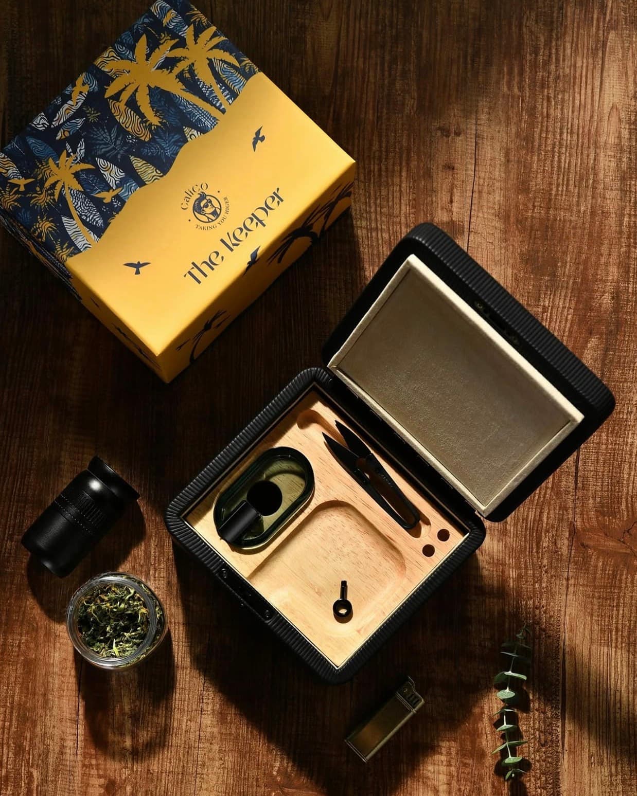 Stash box