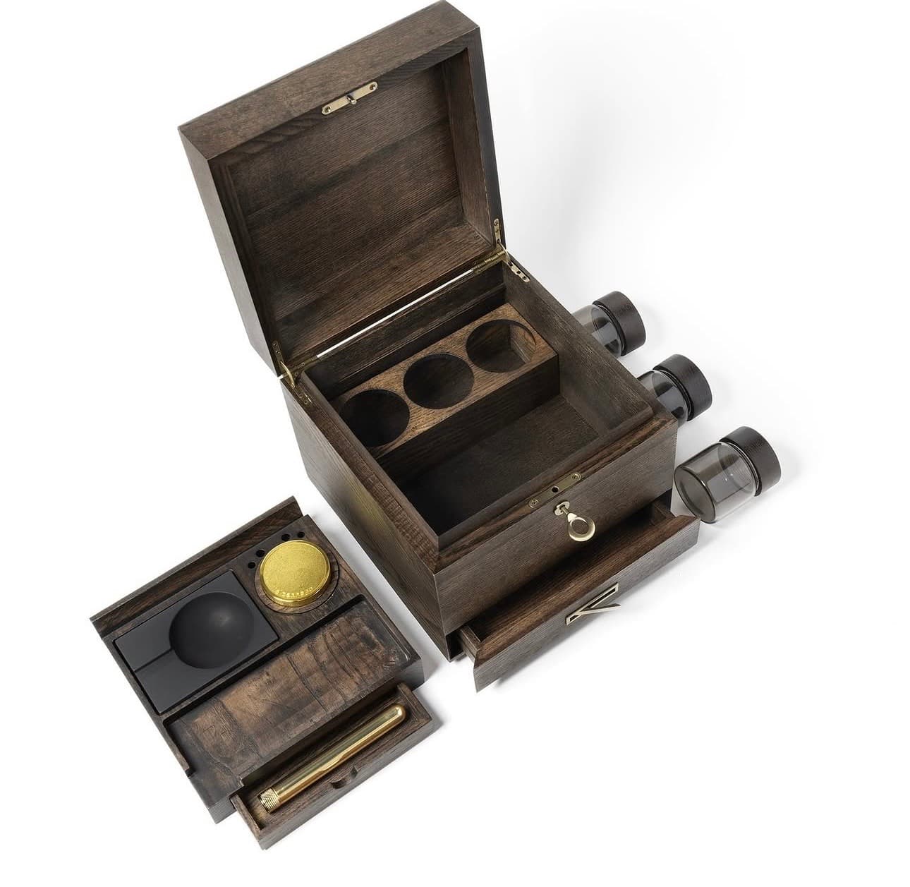 Stash box